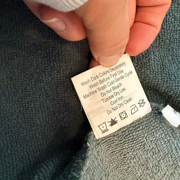 Star Wars Boba Fett Hooded Bathrobe for Men/Women | One Size Fits Most Adults - Picture 2 of 8